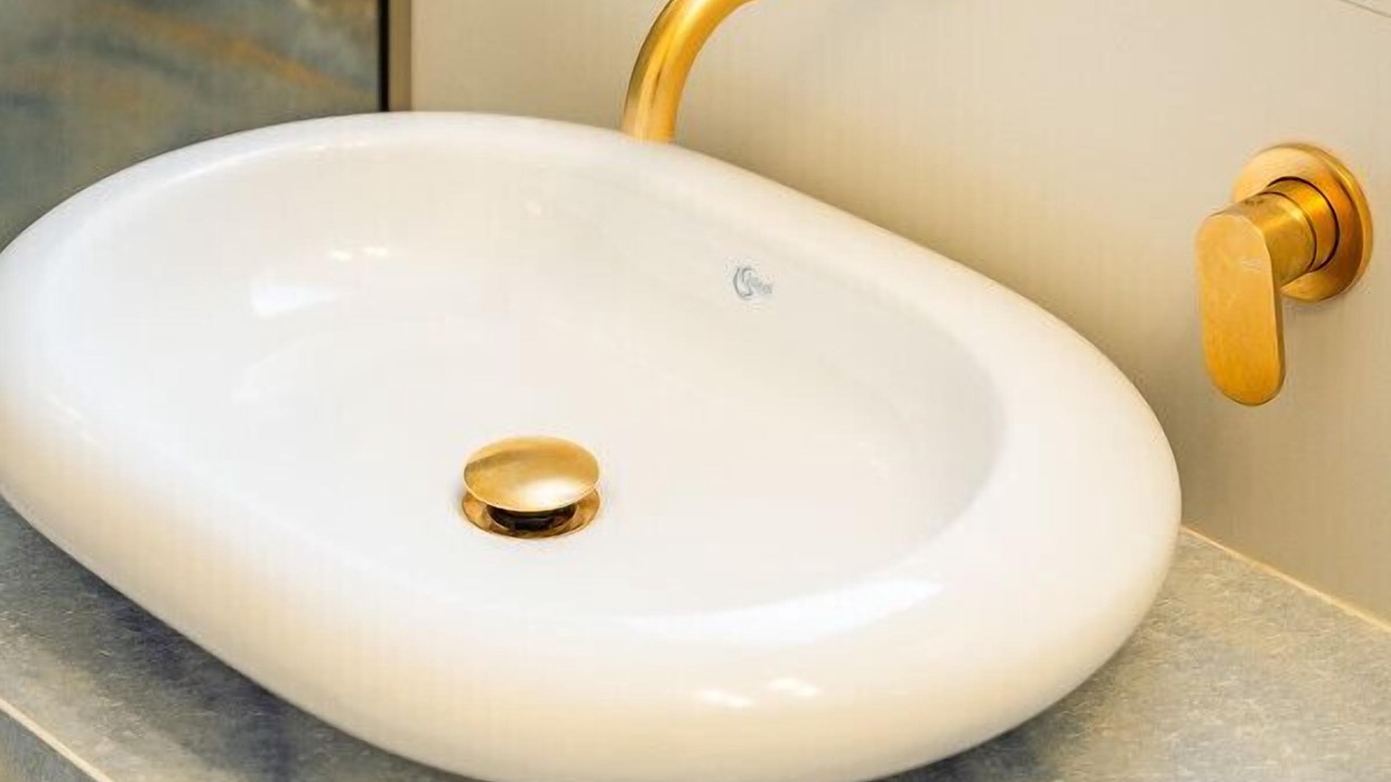 Photo of Bathroom in Frourion