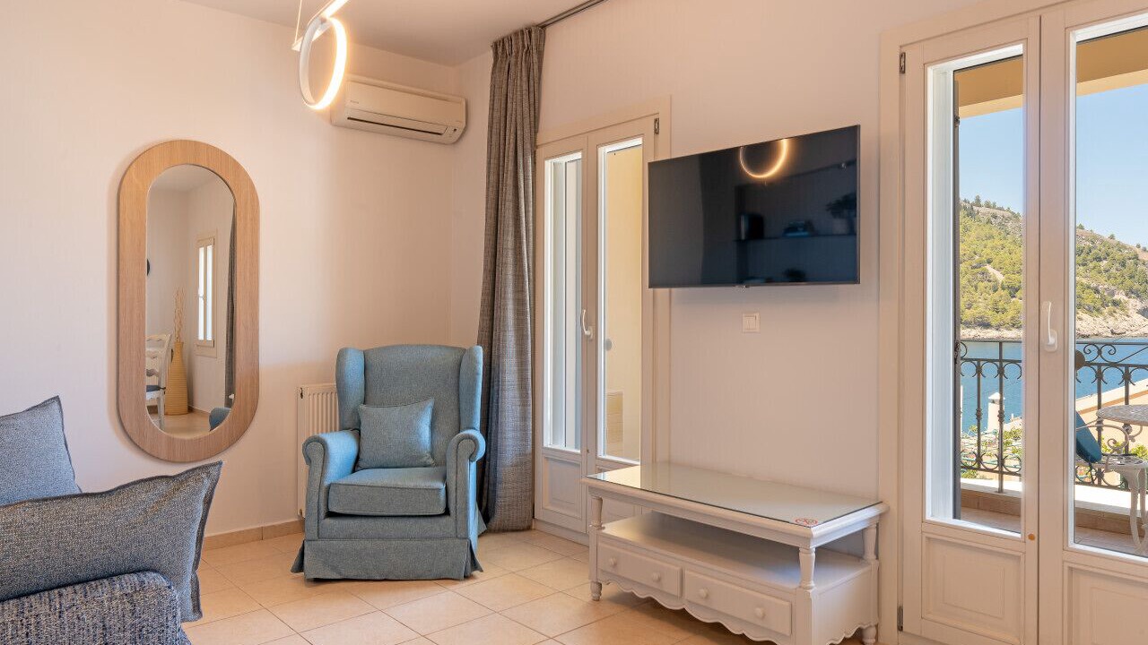 Photo of Livingroom in Frourion