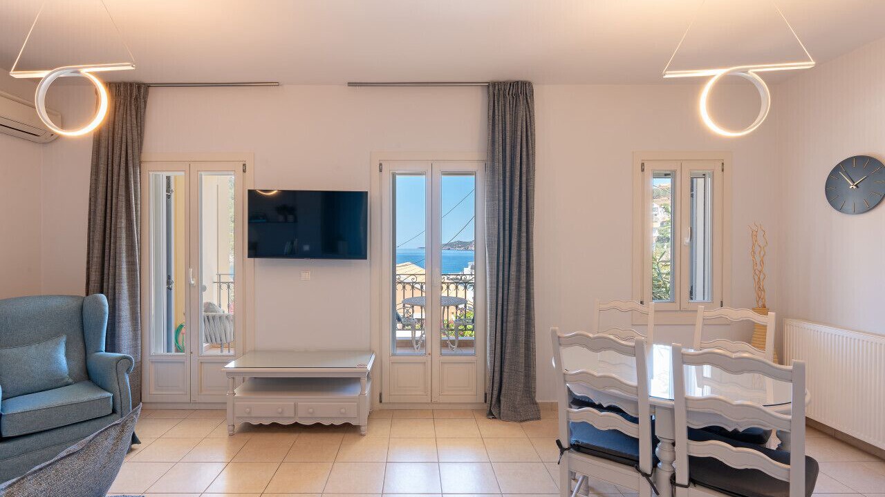 Photo of Livingroom in Frourion