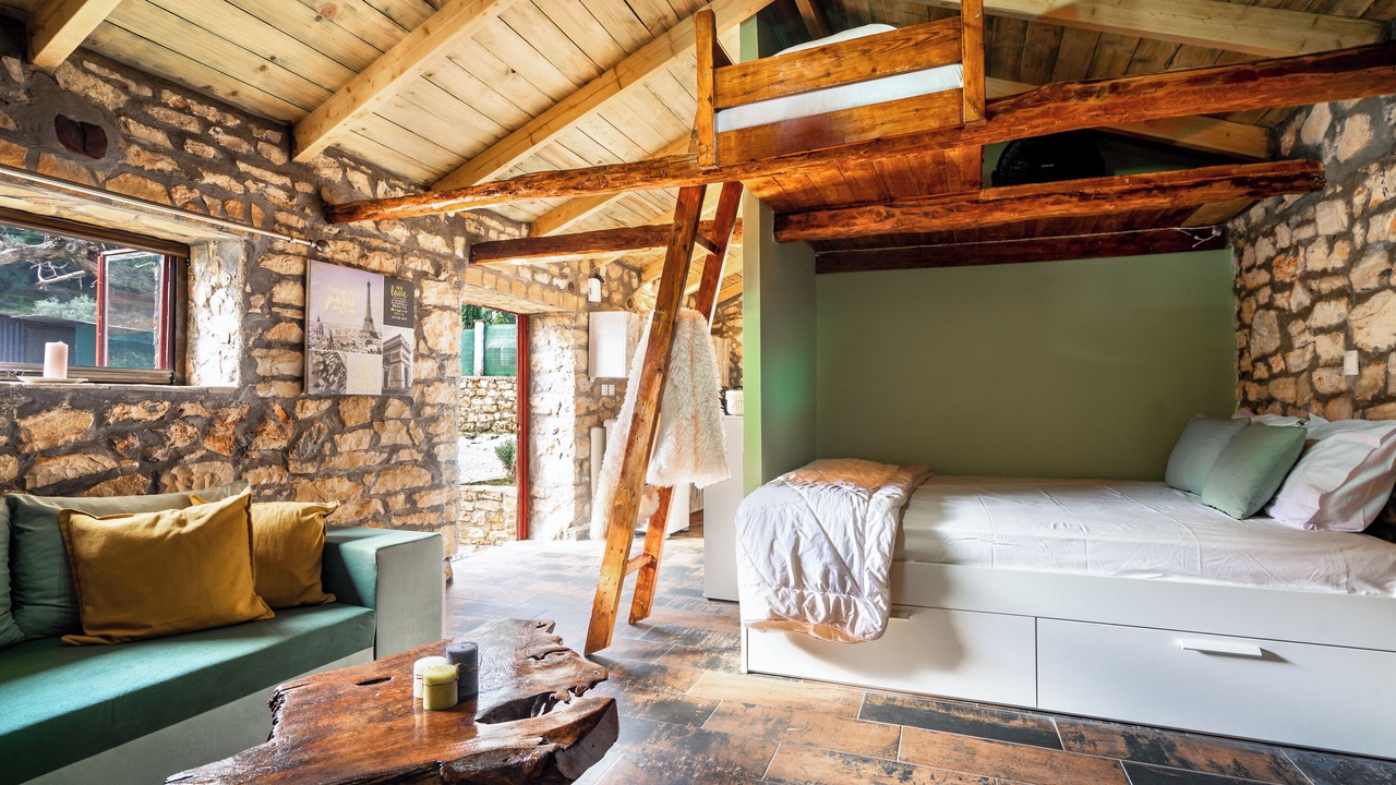 Photo of Bedroom in Poulata