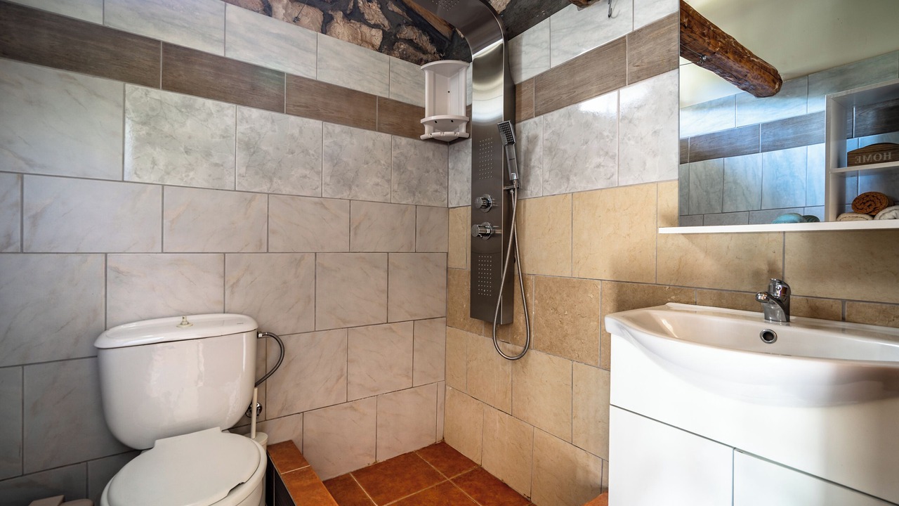 Photo of Bathroom in Poulata