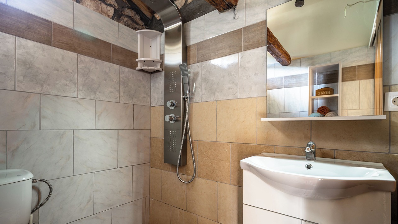 Photo of Bathroom in Poulata
