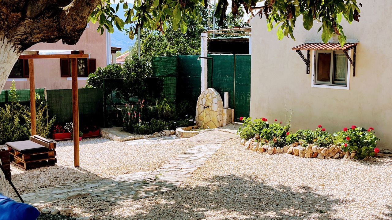 Photo of Outdoor in Poulata