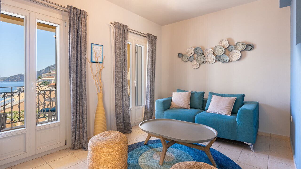 Photo of Livingroom in Frourion