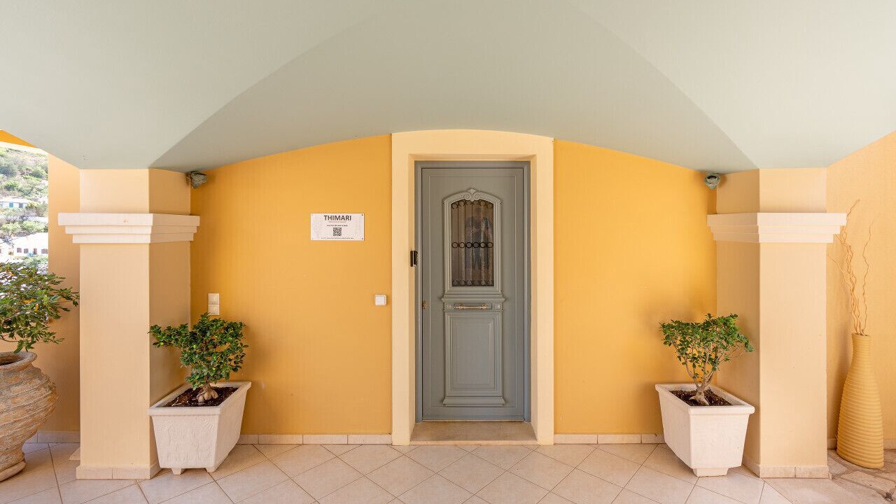 Photo of Outdoor in Frourion