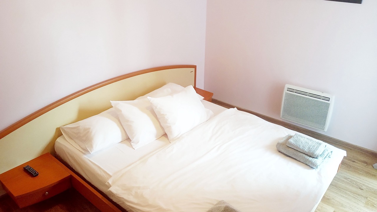 Photo of Bedroom in Neoi Epivates