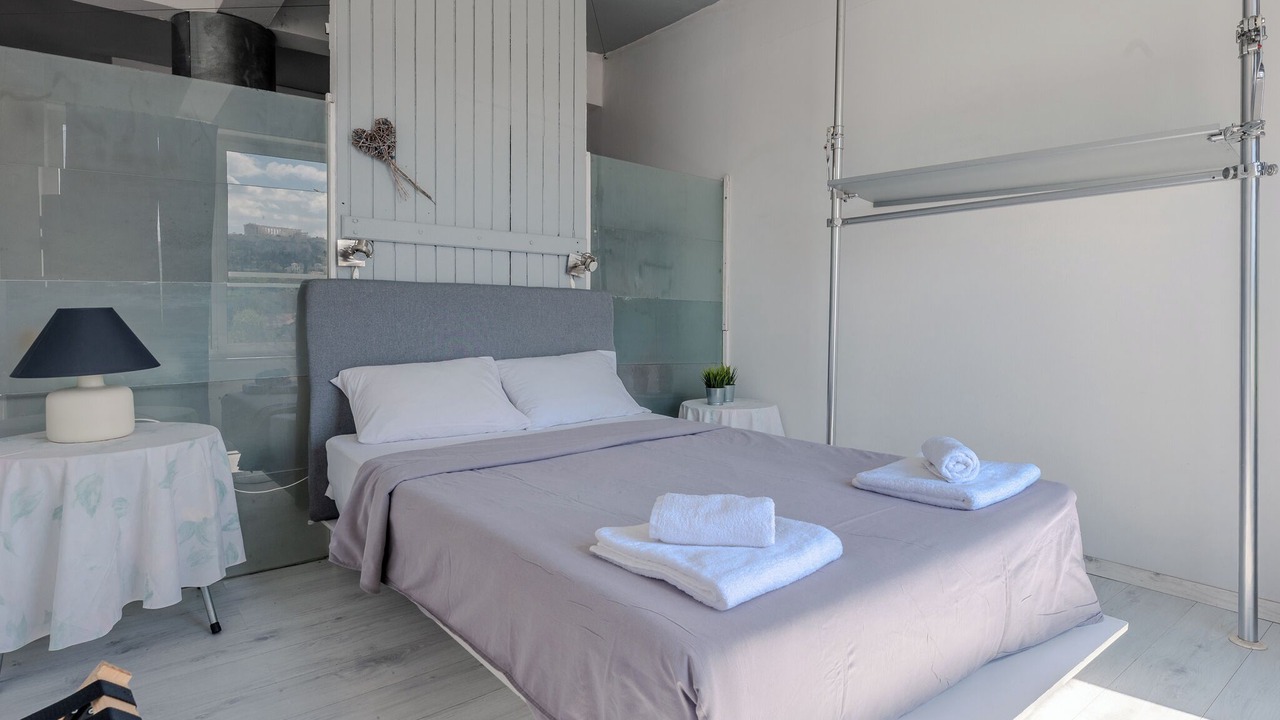 Photo of Bedroom in Kerameikos