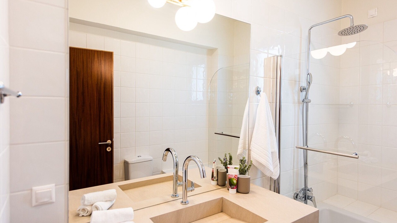 Photo of Bathroom in Plaka