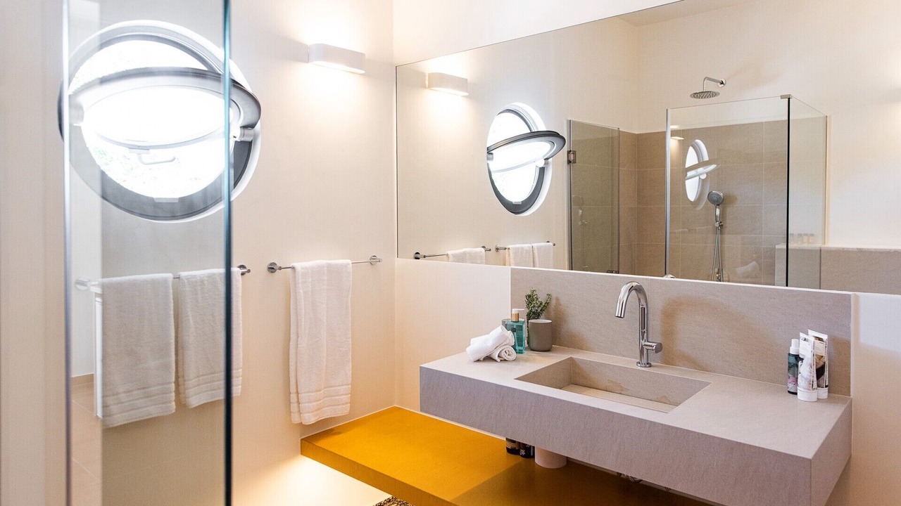 Photo of Bathroom in Plaka