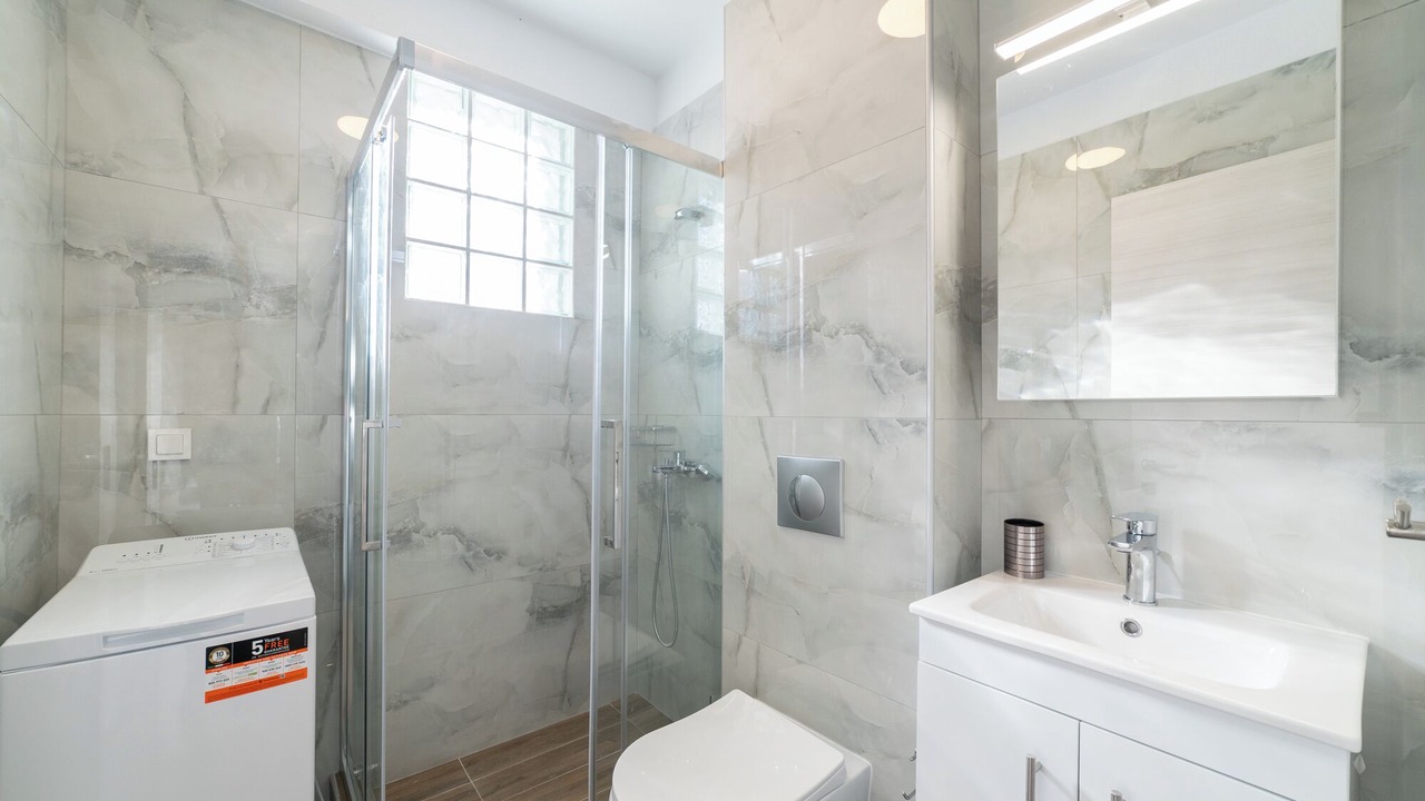 Photo of Bathroom in Paralia Ofryniou