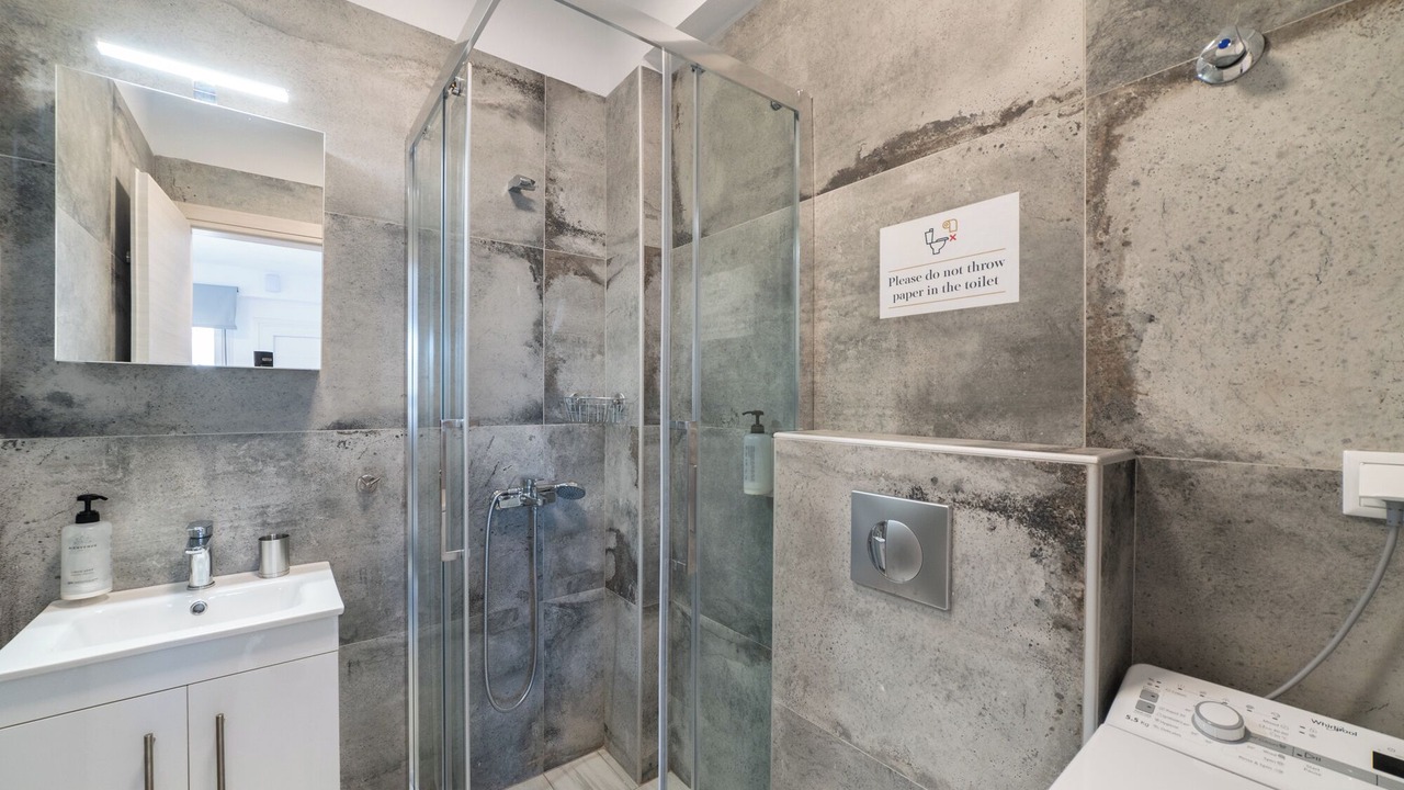 Photo of Bathroom in Paralia Ofryniou