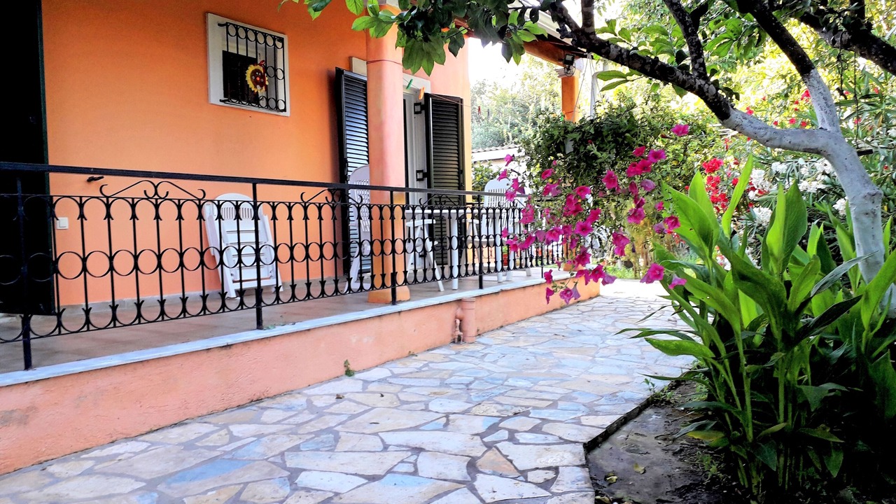 Photo of Outdoor in Melikia
