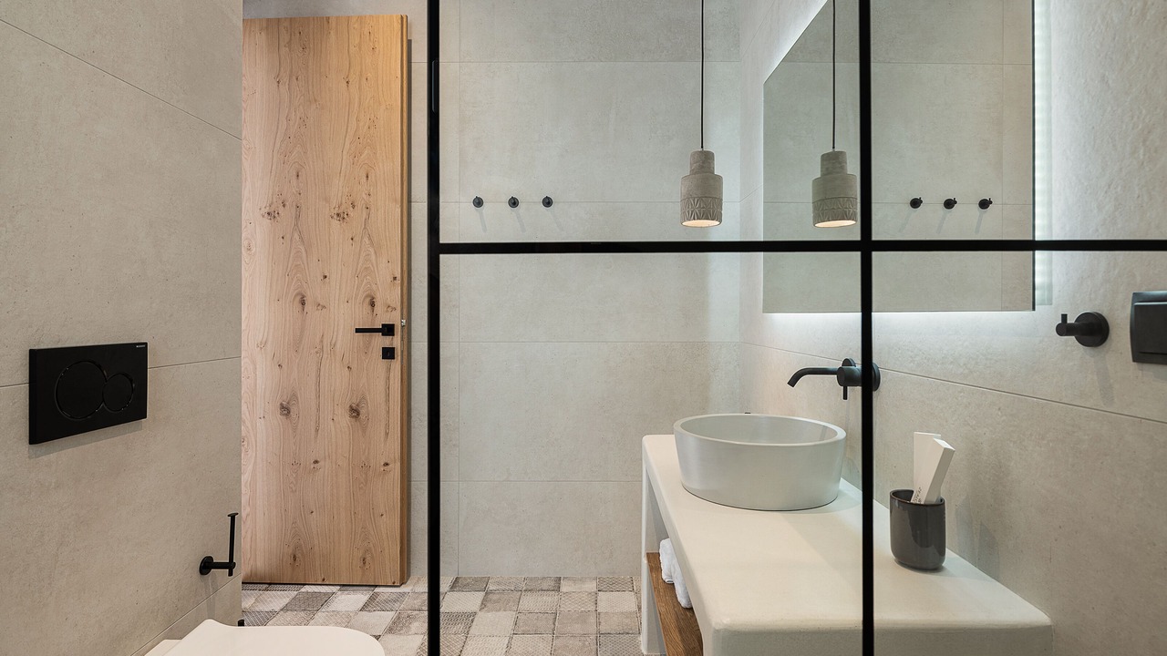 Photo of Bathroom in Adamas