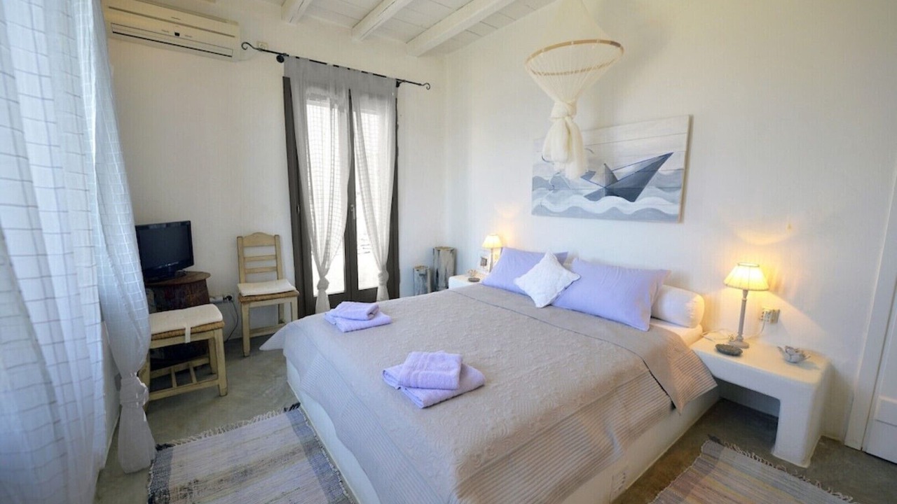 Photo of Bedroom in Kea