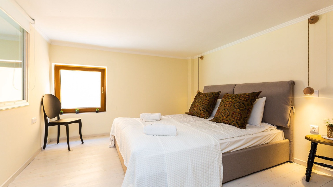Photo of Bedroom in Karoti