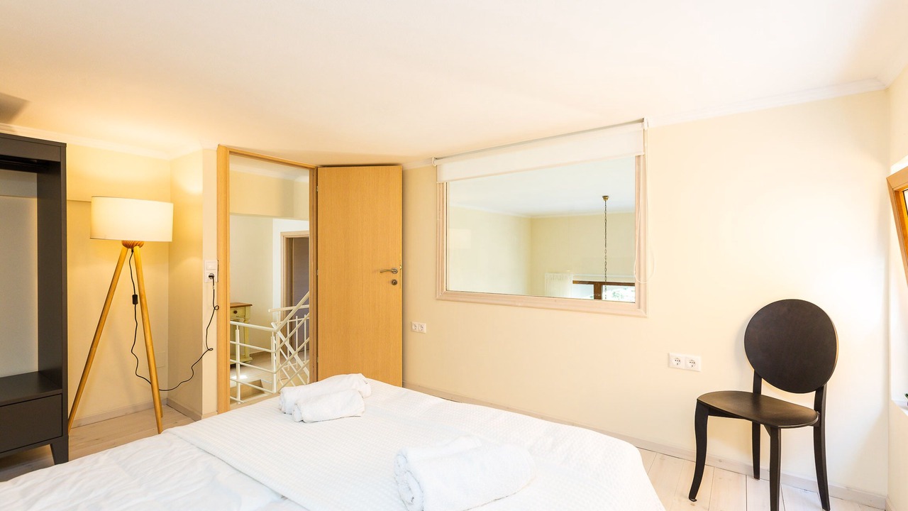 Photo of Bedroom in Karoti