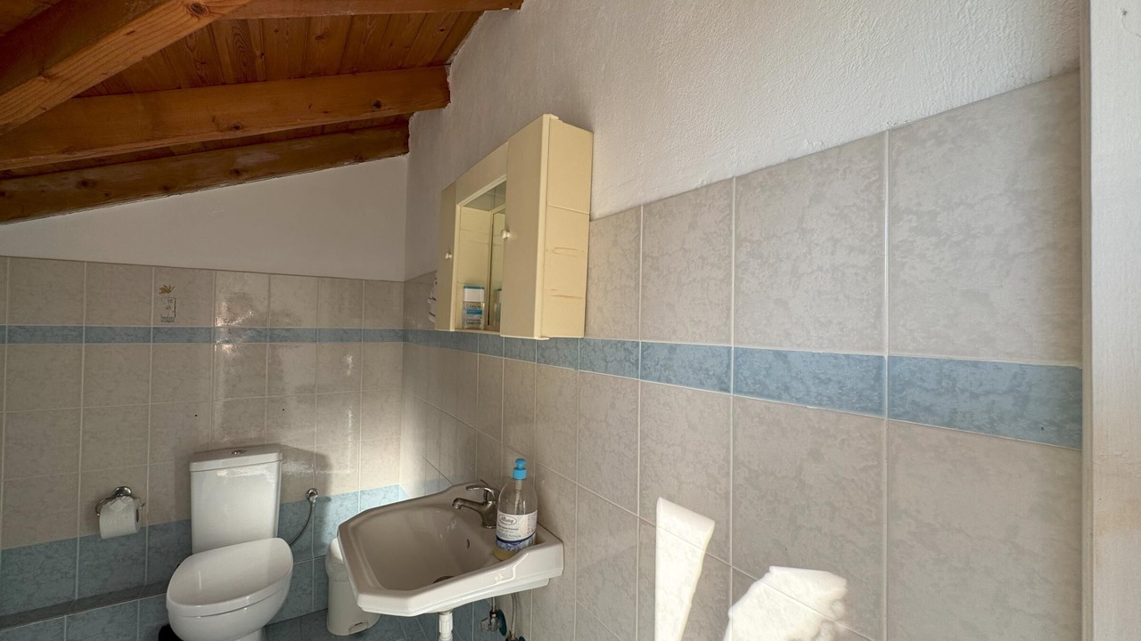 Photo of Bathroom in Kompi