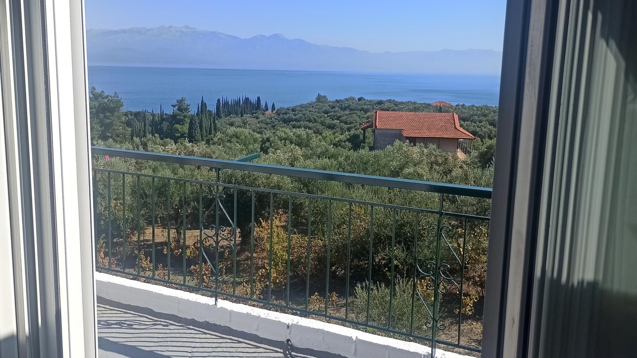 Photo of Patio Balcony in Kompi