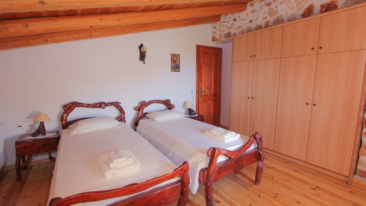 Photo of Bedroom in Ano Volimes