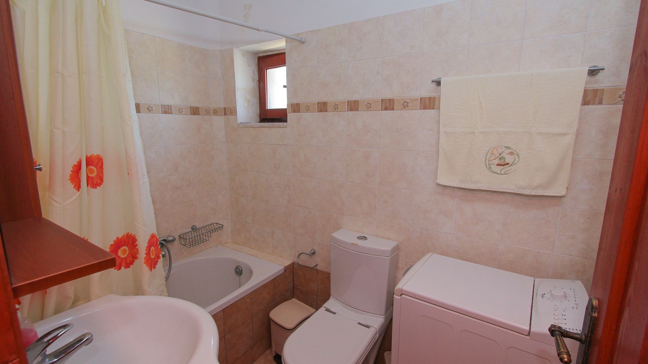 Photo of Bathroom in Ano Volimes
