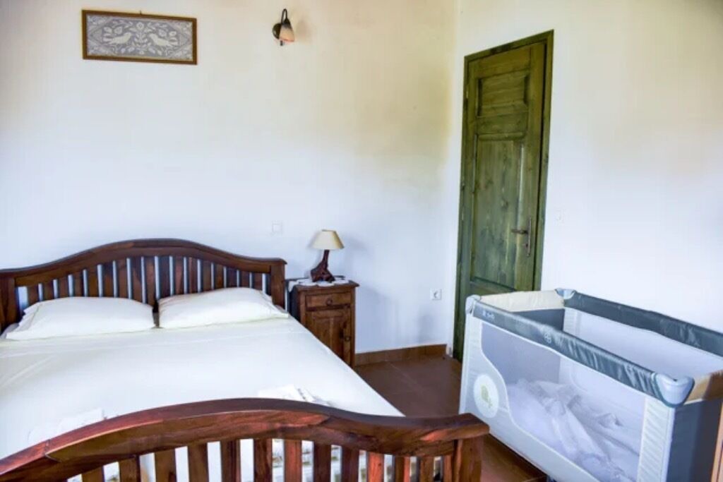 Photo of Bedroom in Ano Volimes