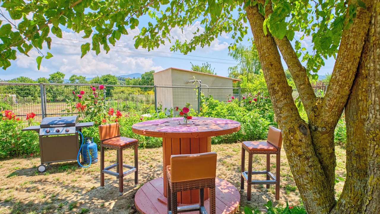 Photo of Outdoor in Velonades