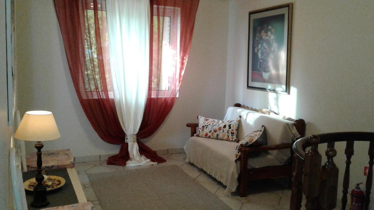 Photo of Livingroom in Kropia