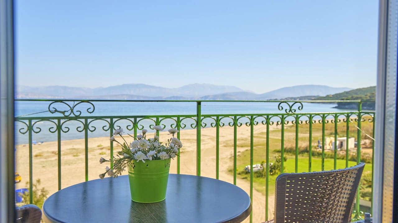 Photo of Patio Balcony in Apraos
