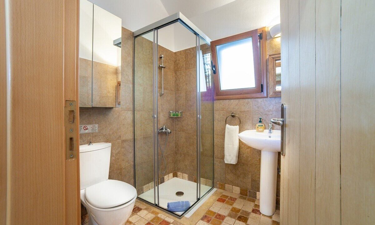 Photo of Bathroom in Plaka