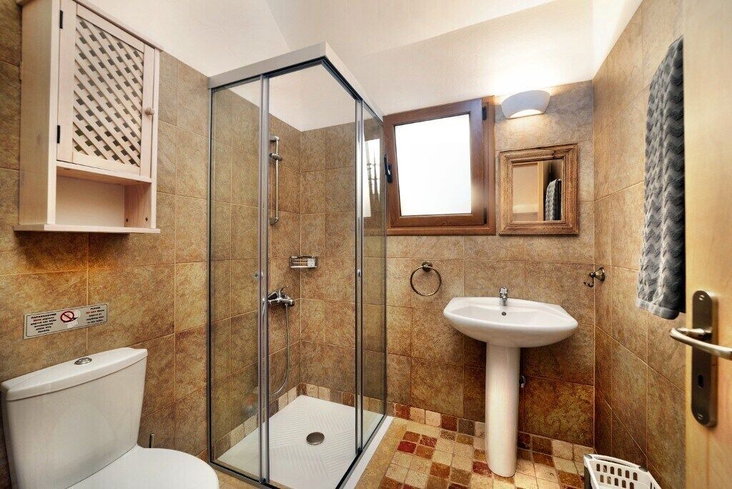 Photo of Bathroom in Plaka