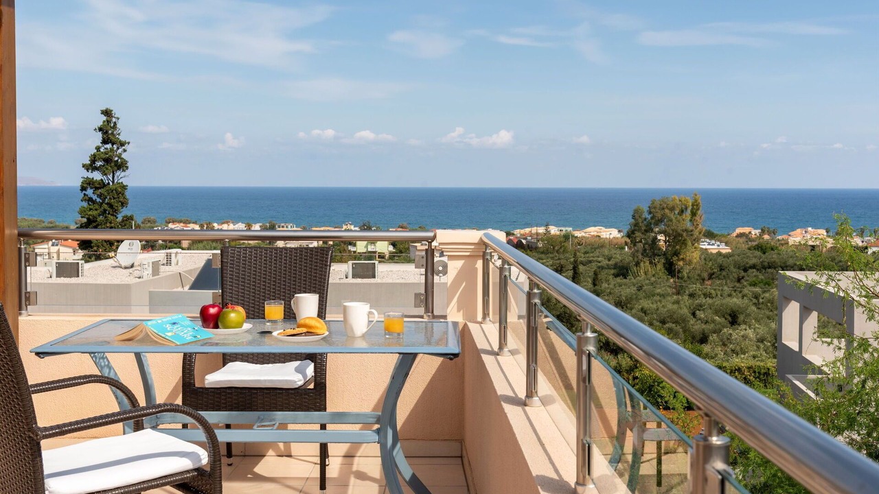 Photo of Patio Balcony in Pyrgos Psilonerou