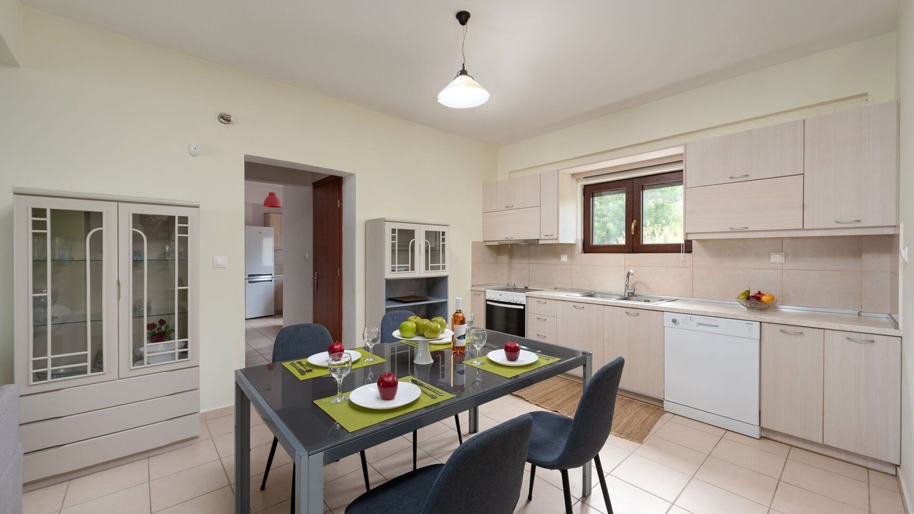 Photo of Bedroom in Pyrgos Psilonerou