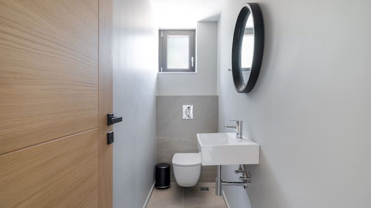 Photo of Bathroom in Pyrgos Psilonerou