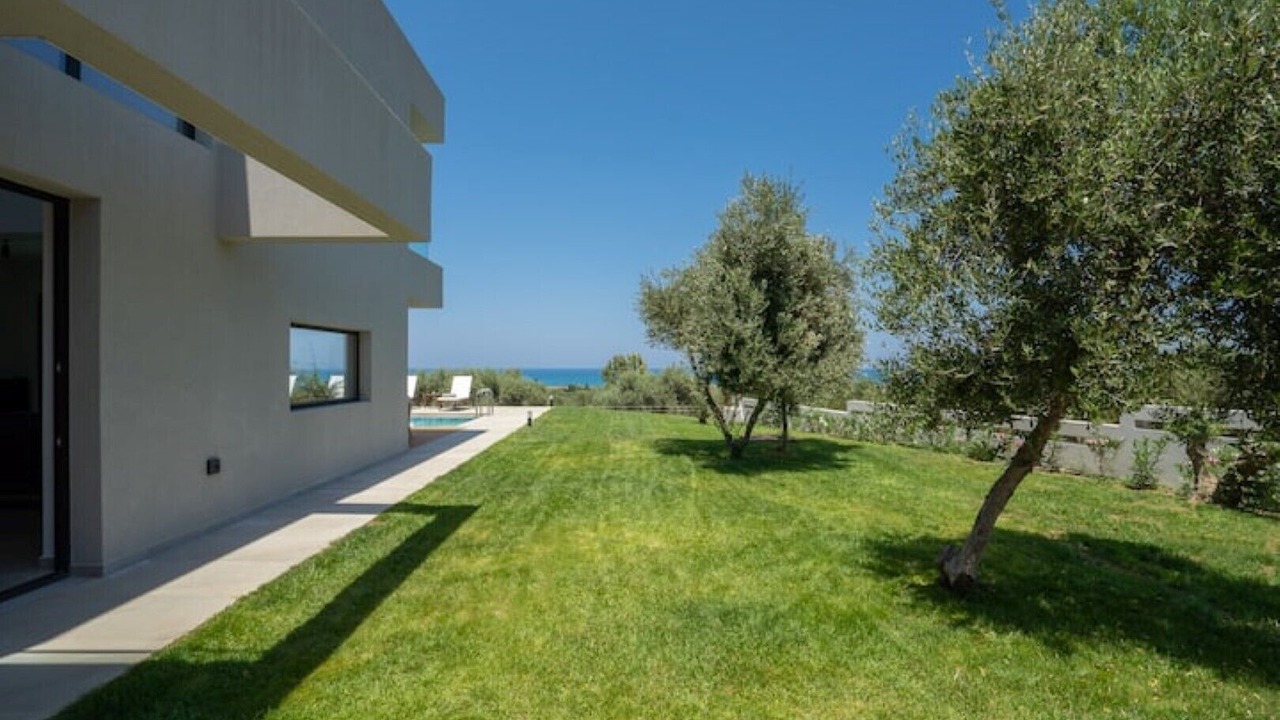 Photo of Outdoor in Pyrgos Psilonerou