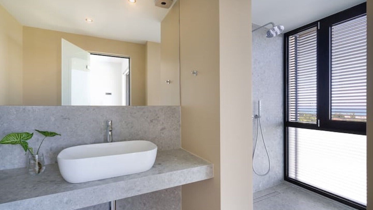 Photo of Bathroom in Pyrgos Psilonerou