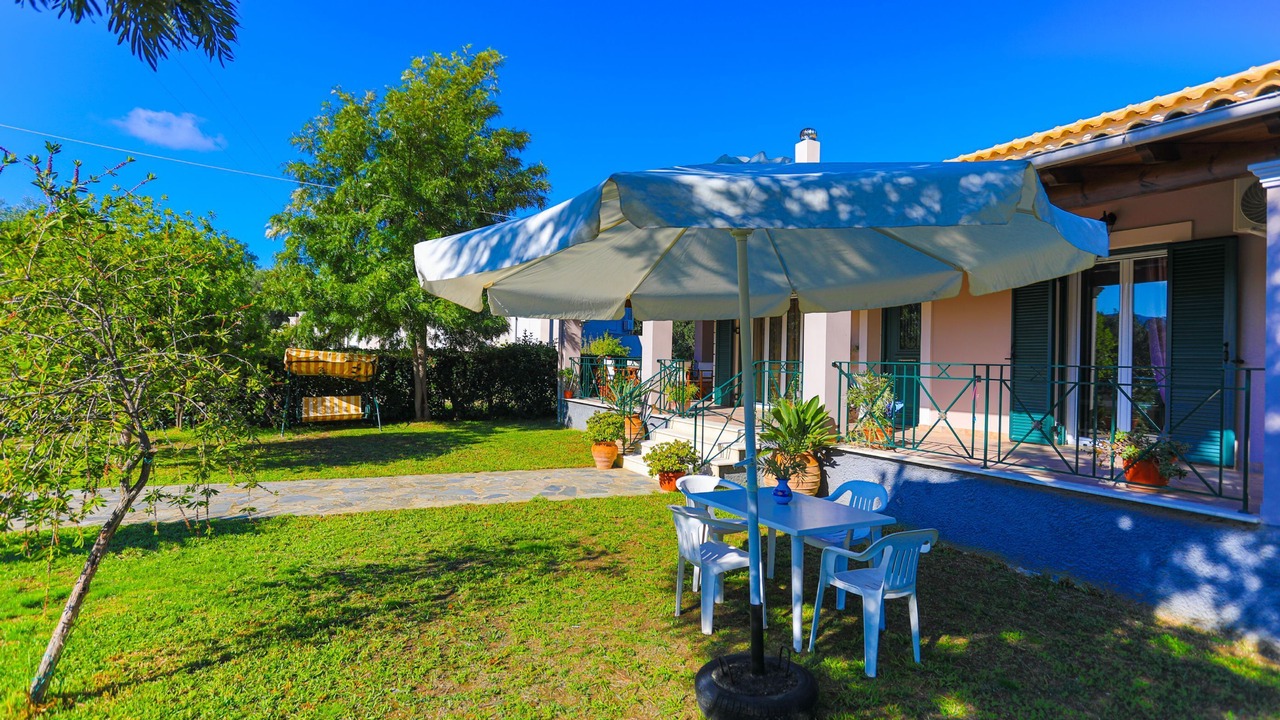 Photo of Patio Balcony in Petaleia