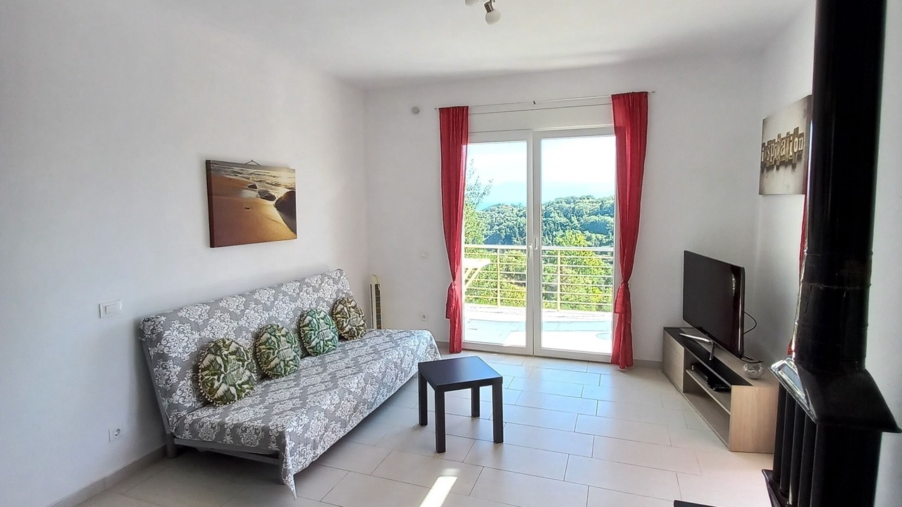 Photo of Livingroom in Termenades