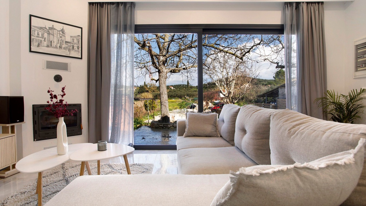 Photo of Livingroom in Agia Marina