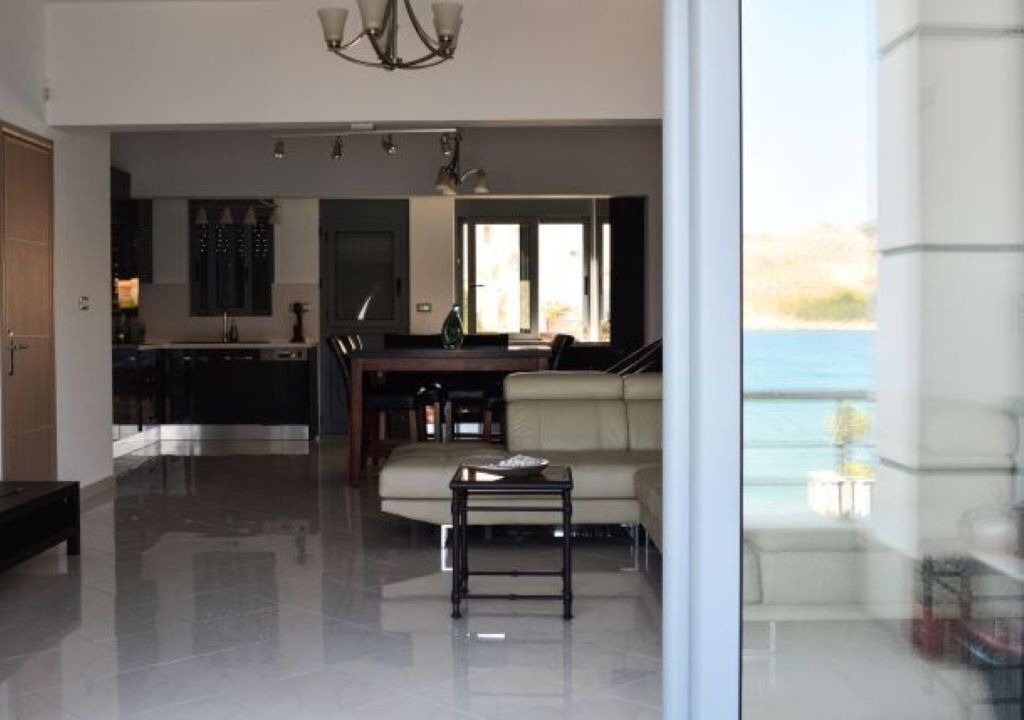 Photo of Livingroom in Haraki