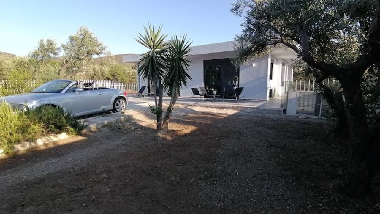 Photo of Outdoor in Thymari