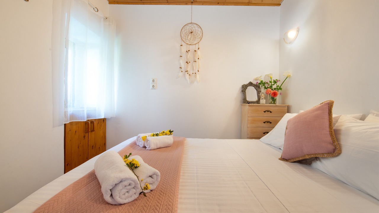 Photo of Bedroom in Katsimatika