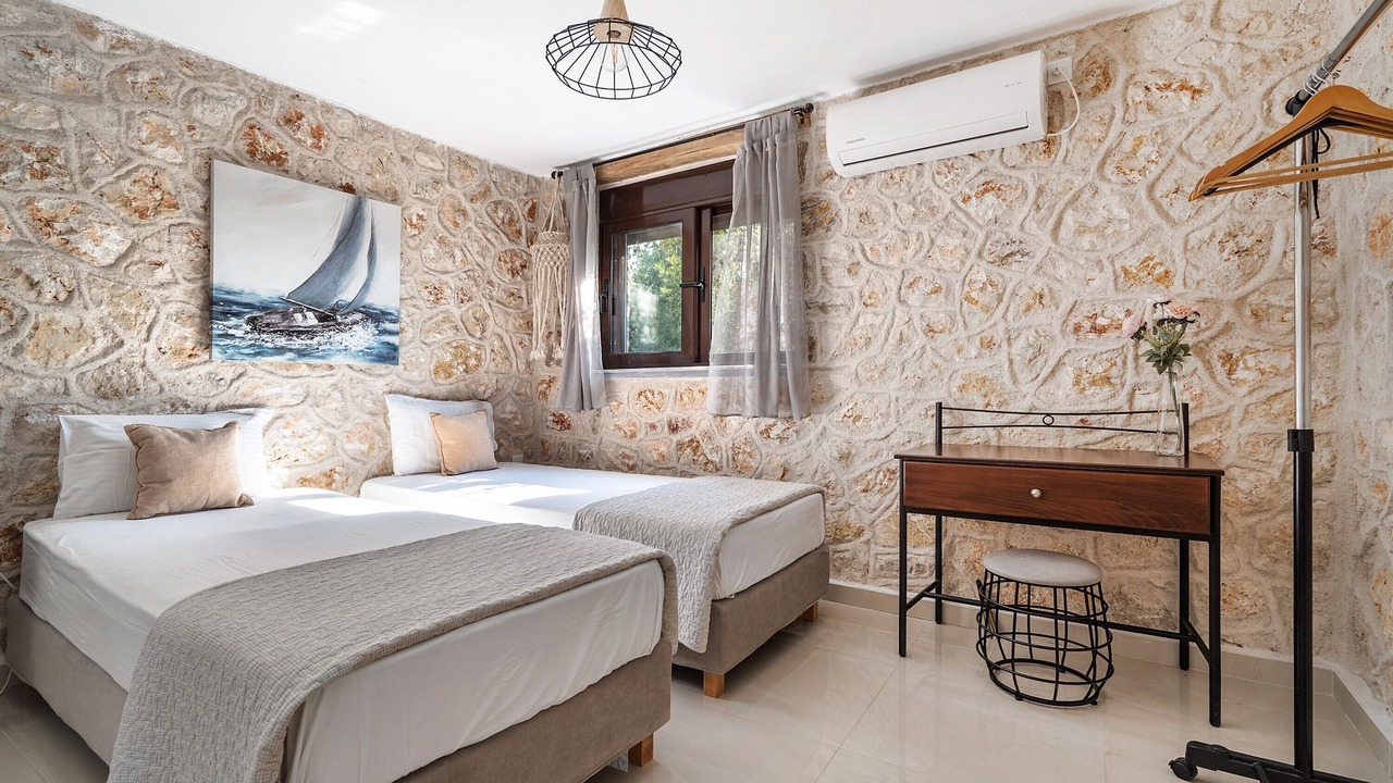 Photo of Bedroom in Kavallos