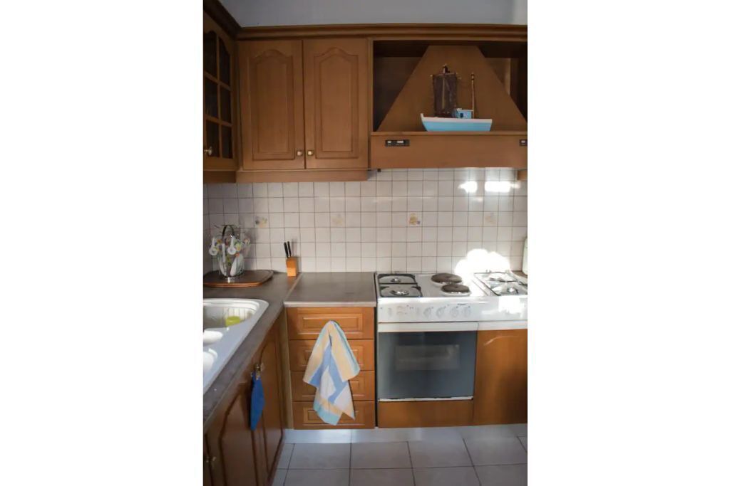 Photo of Kitchen in East Mani