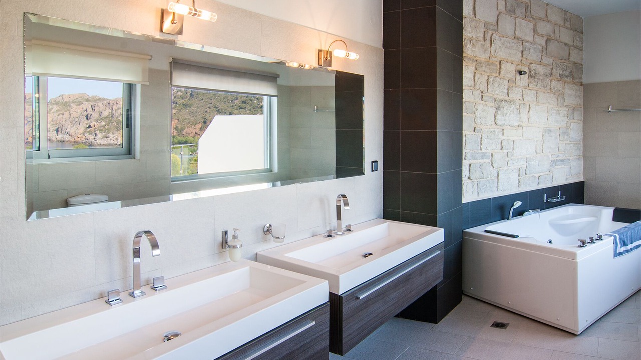 Photo of Bathroom in Sfinari