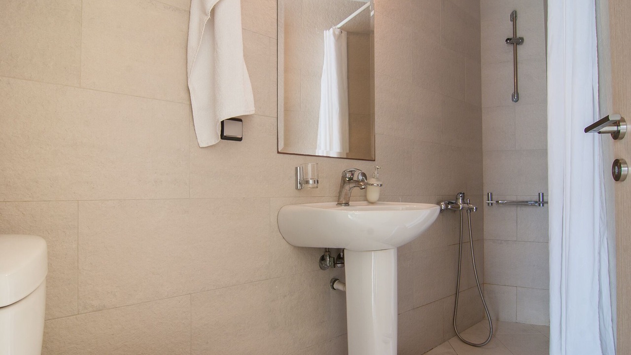 Photo of Bathroom in Sfinari
