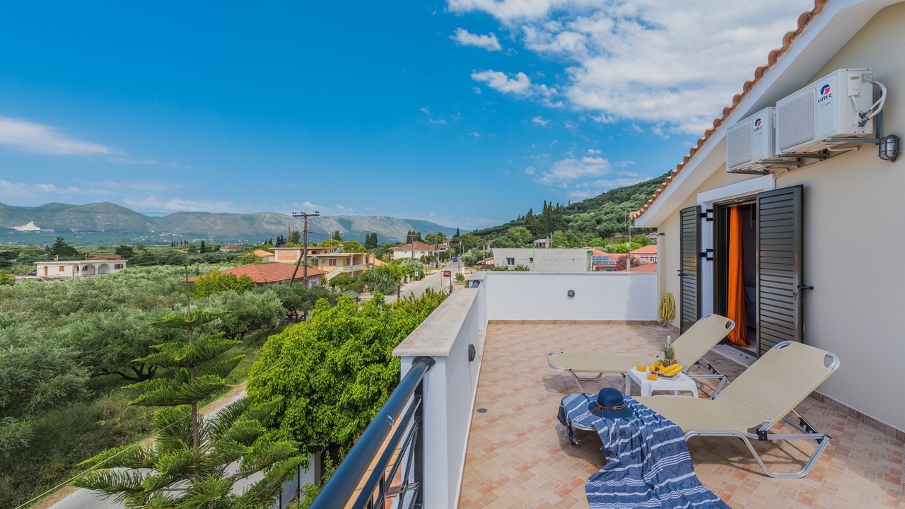 Photo of Outdoor in Neromilos