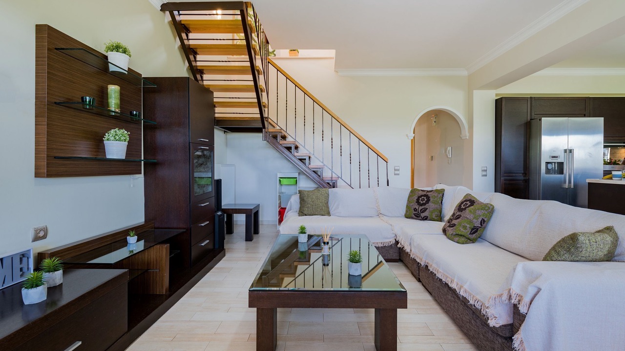 Photo of Livingroom in Neromilos
