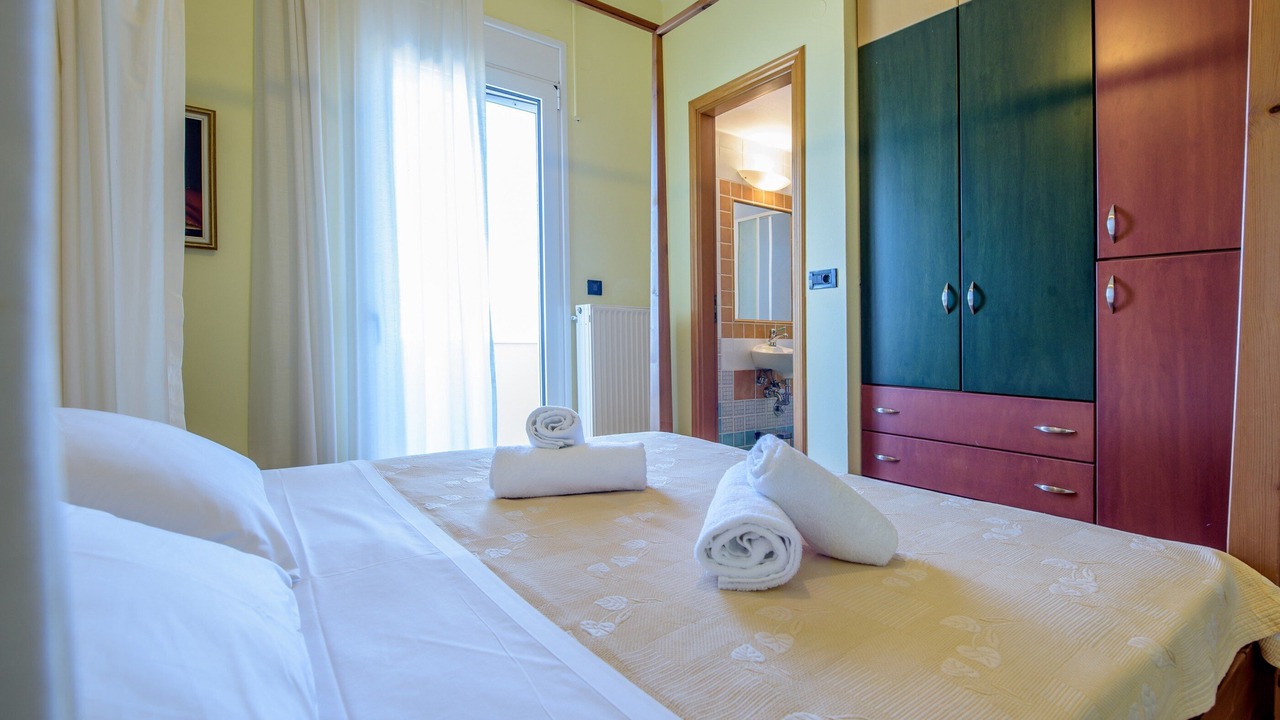 Photo of Bedroom in Vathianos Kampos