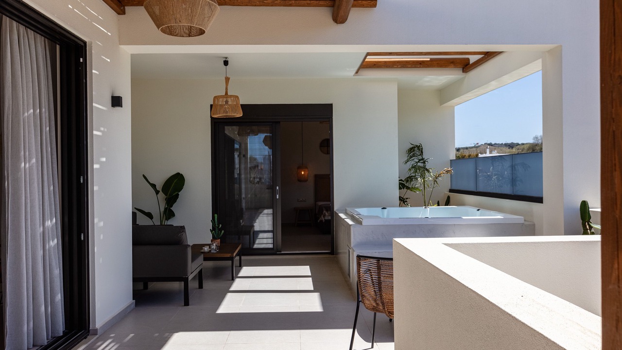 Photo of Patio Balcony in Adelianos Kampos