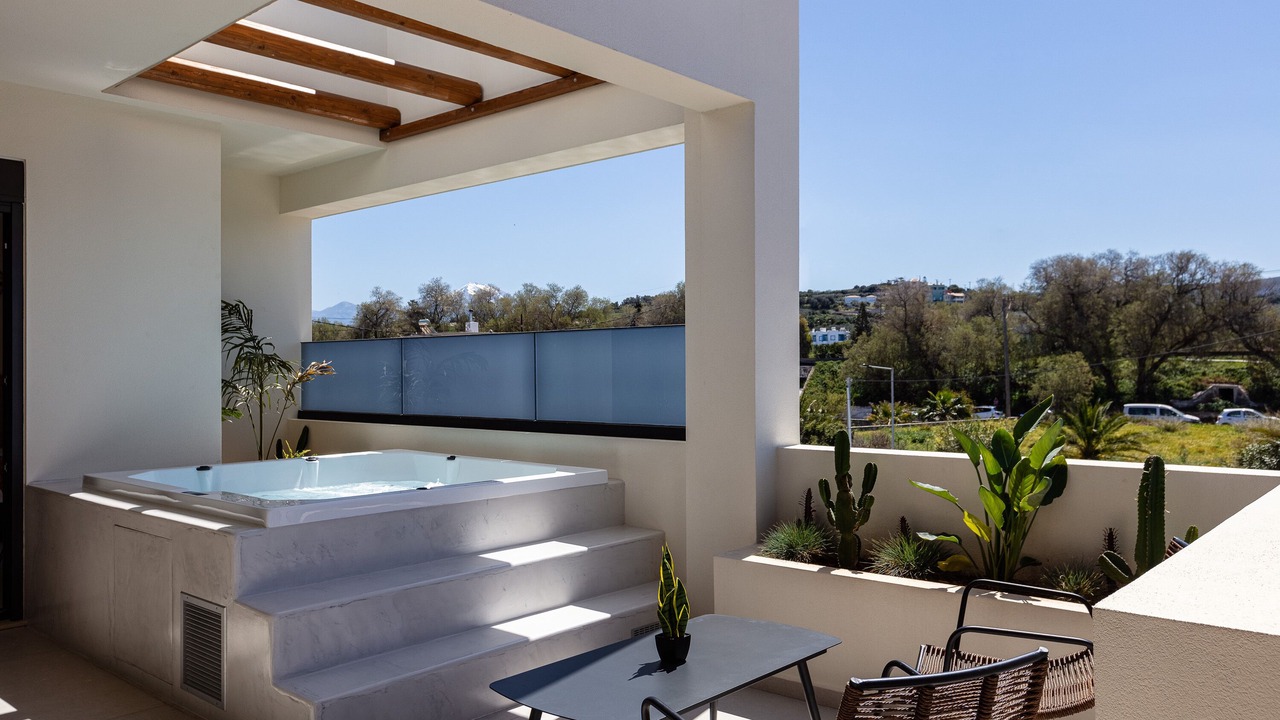 Photo of Outdoor in Adelianos Kampos